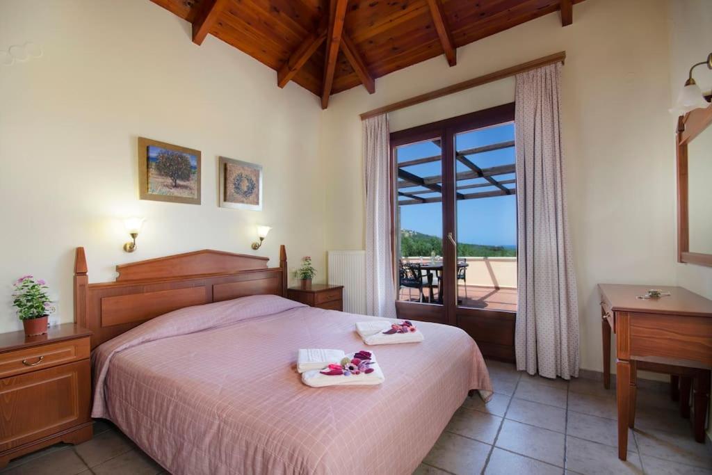 Villa Katerina With Eco Heated Pool Spilia  Экстерьер фото